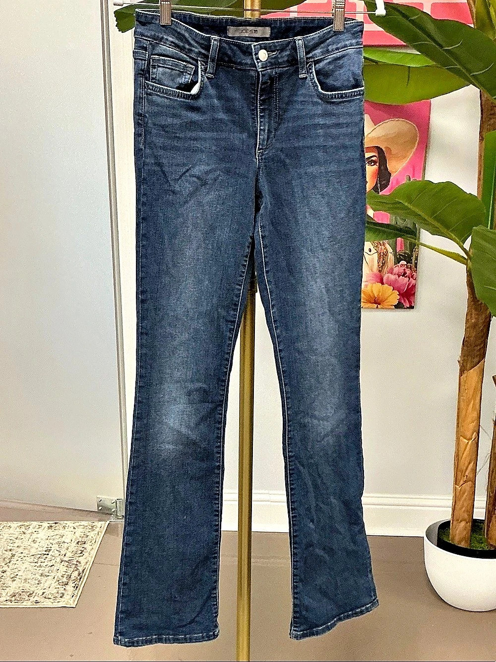 Joe's Jeans Women's Straight Leg Jeans in Blue